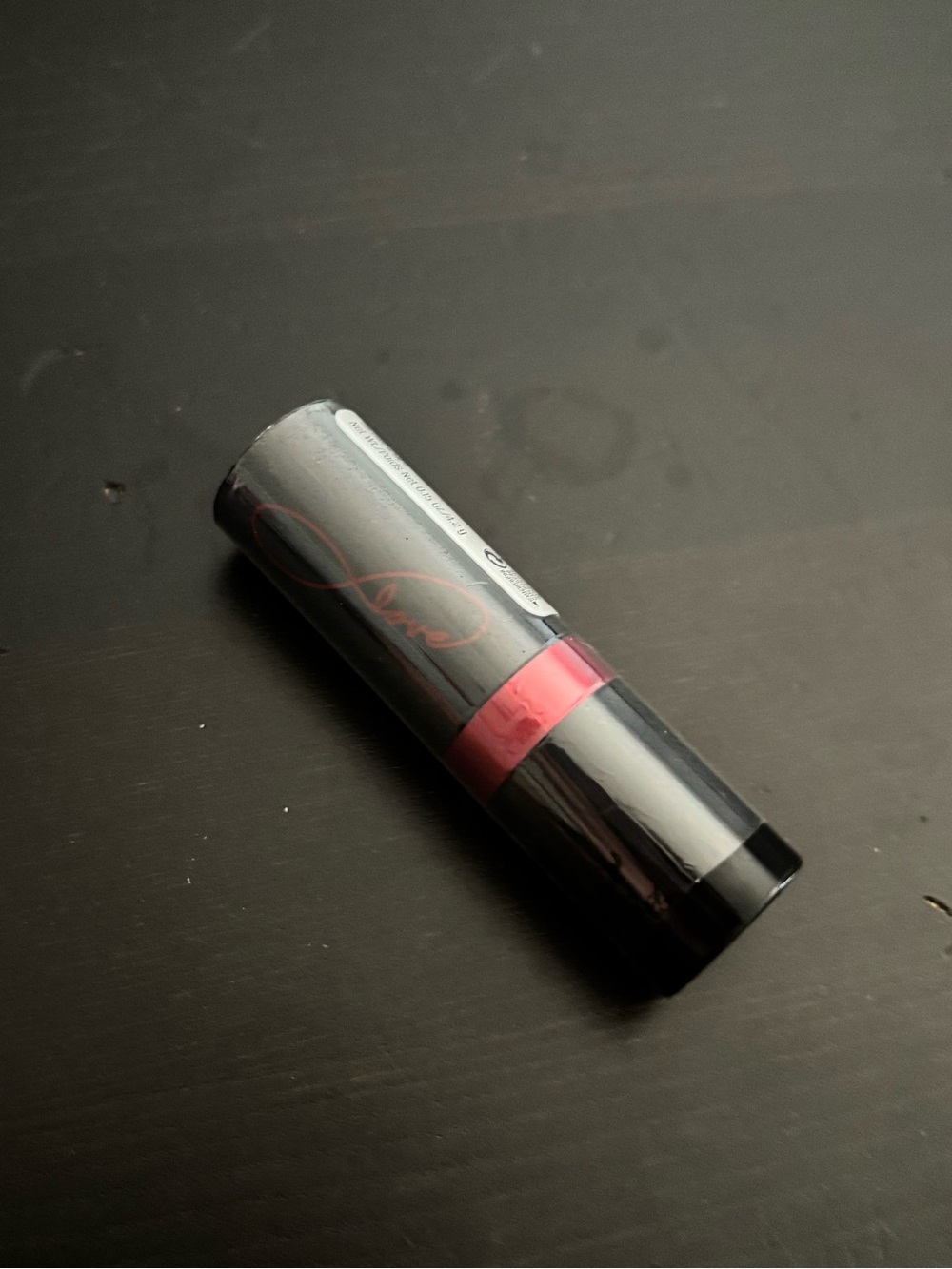 Revlon Super Lustrous Lipstick — Shade 745 Love is On